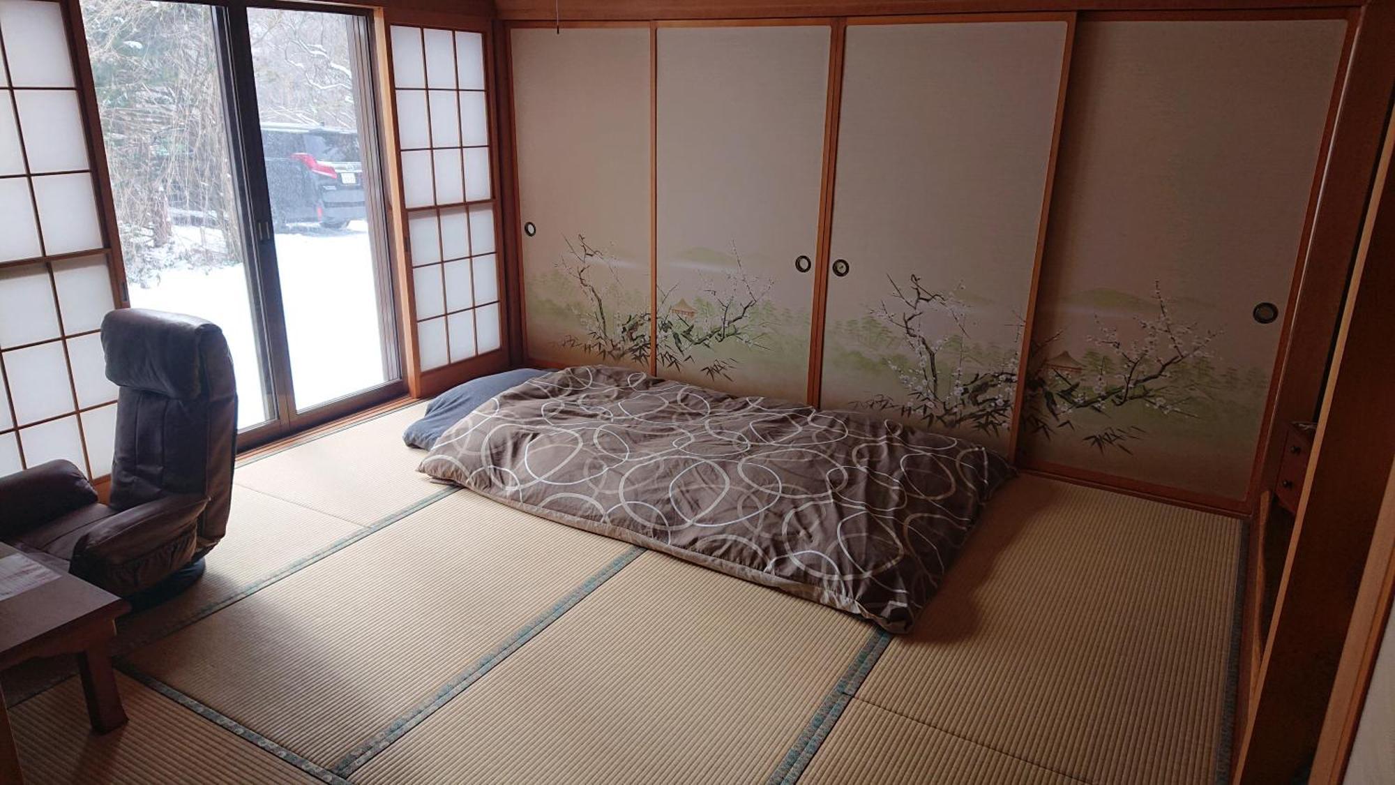 青森伝統芸能を楽しめる繭子の宿 Hachinohe Esterno foto